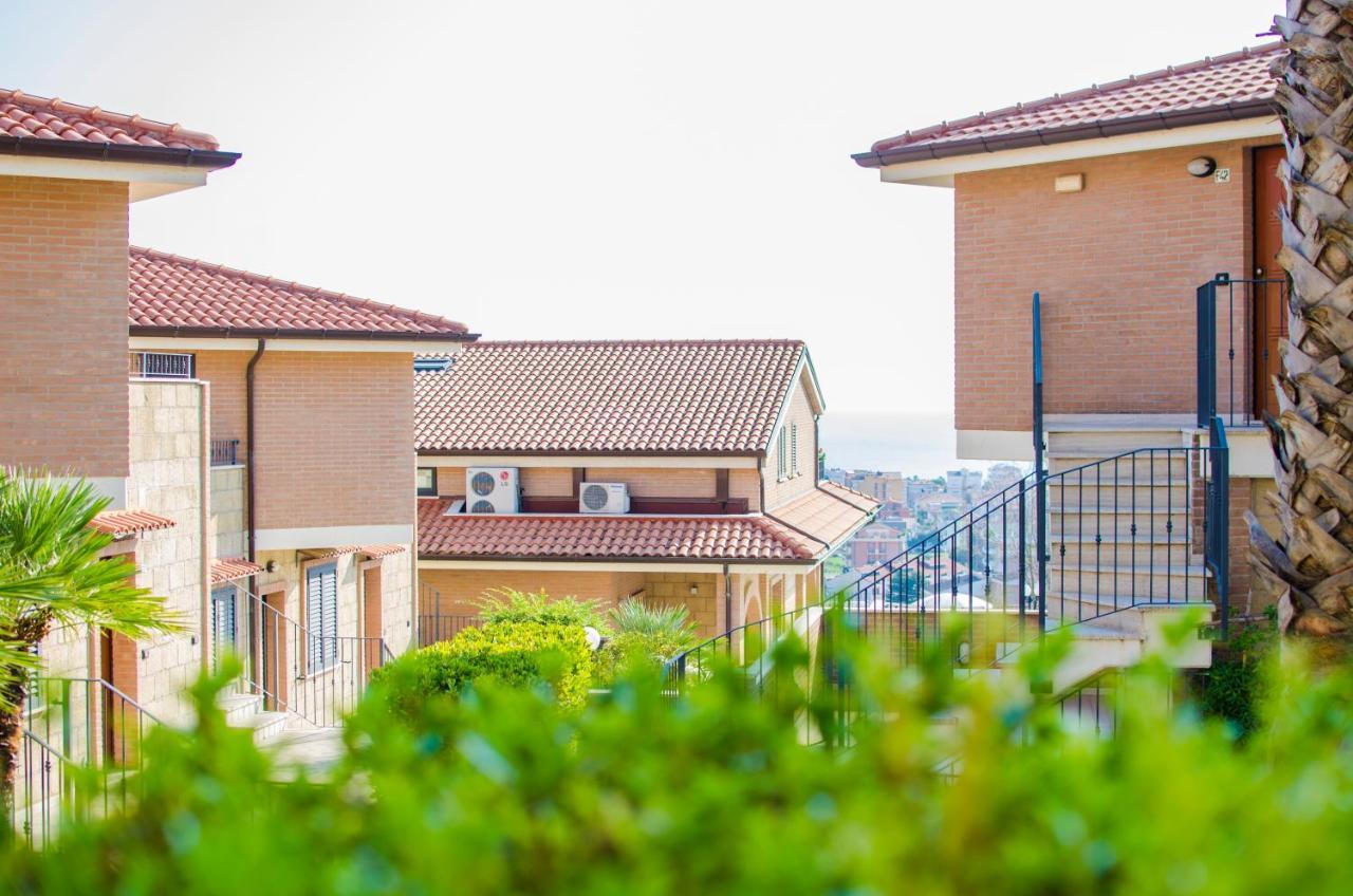 Residence Il Borgo Tortoreto Ngoại thất bức ảnh
