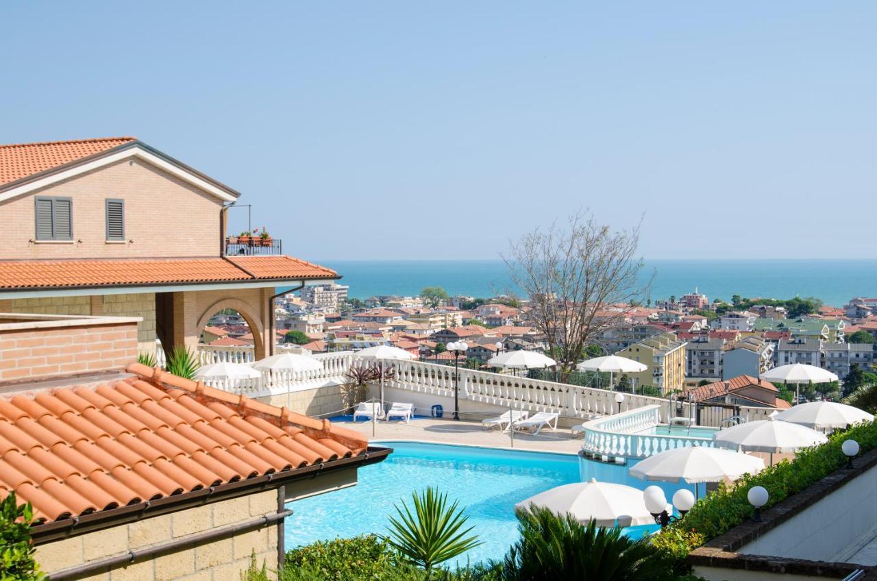 Residence Il Borgo Tortoreto Ngoại thất bức ảnh